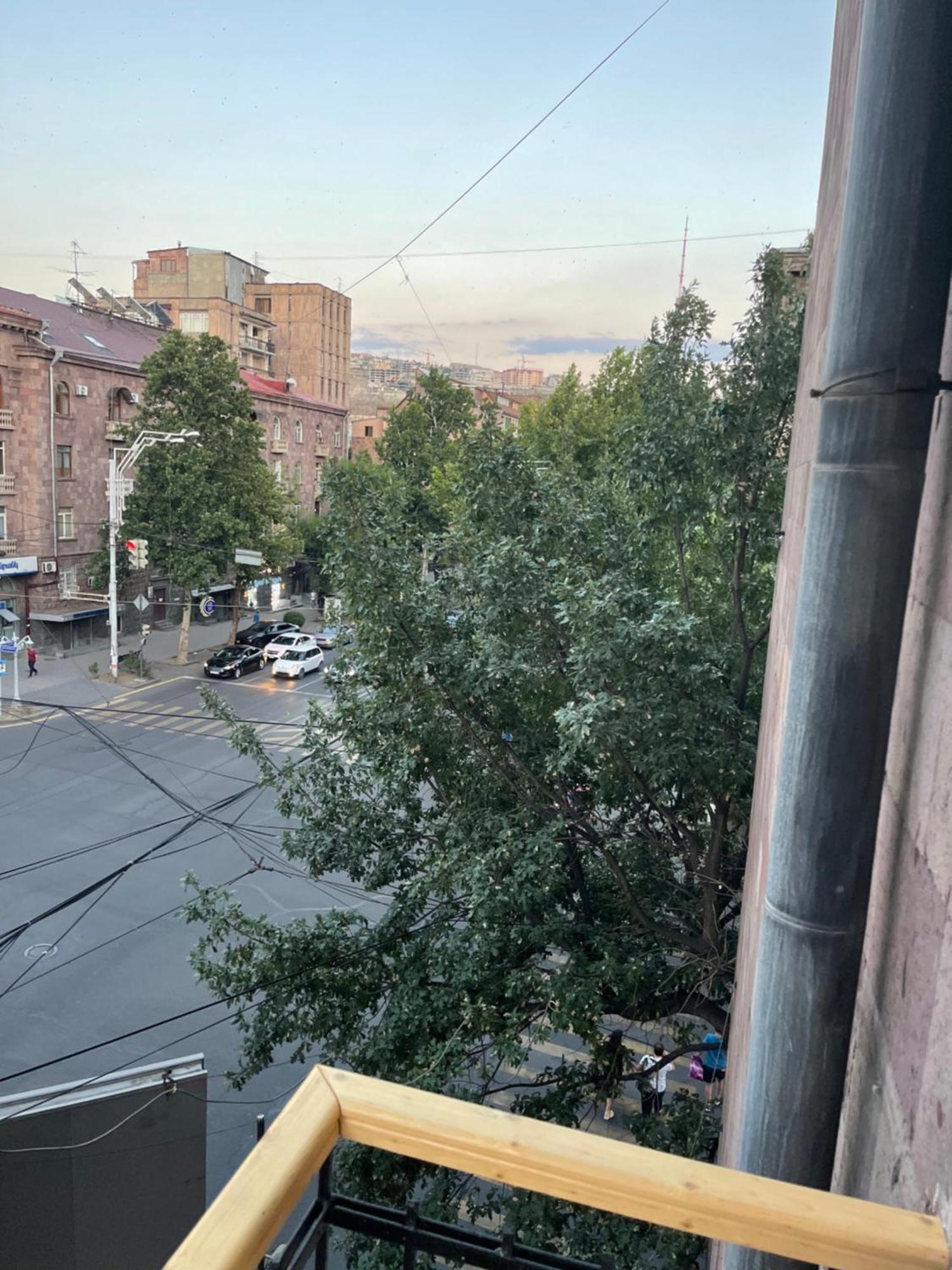Appartement Yerevan Downtown Luxe Extérieur photo